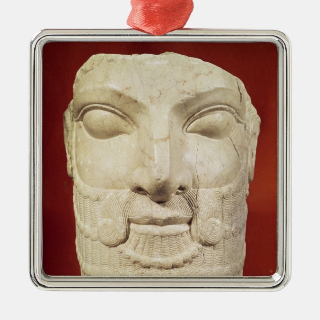 Royal head metal ornament (Front)