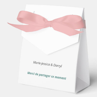 Royal & Minimalist Engagement Favor Box