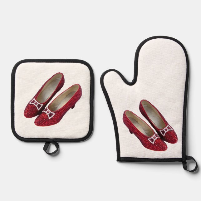 Ruby Slippers Wicked Oven Mitt & Pot Holder Set! Set (Front)