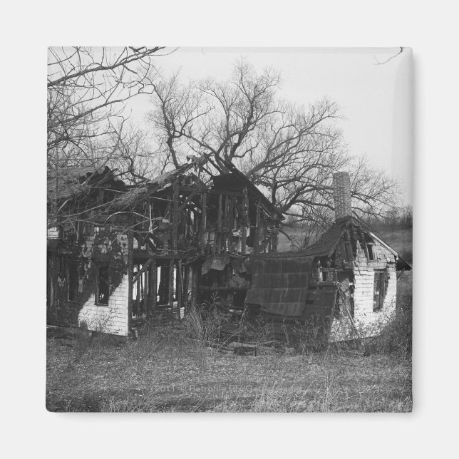 Ruins of farmhouse magnet (Front)