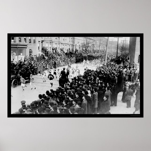 Runners in the Brooklyn Marathon 1909 Poster (Front)