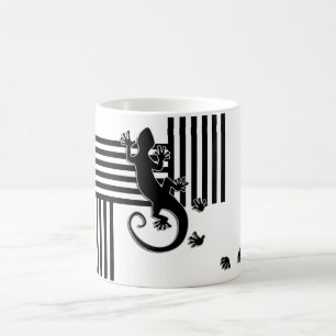 Running Gecko - black & white stripes abstract Coffee Mug