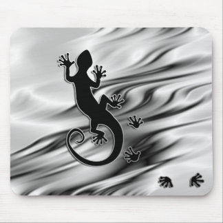 Running Gecko Mouse Pad