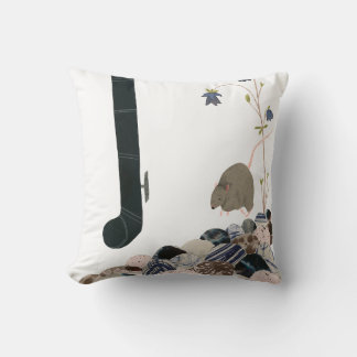 RUNNING HOME CUSHION