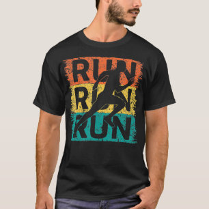 Running Lovers Cool Retro Run Marathon Runner Mara T-Shirt