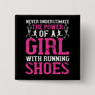 Running - Never underestimate champion 15 Cm Square Badge
