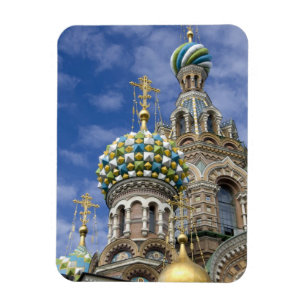 Russia, St. Petersburg, Nevsky Prospekt, The Magnet