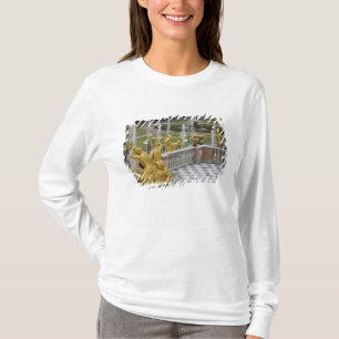 Russia, St. Petersburg, Peterhoff (aka 2 T-Shirt