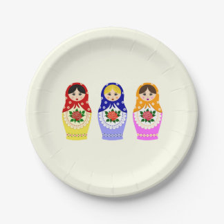 Russian matryoshka nesting dolls paper plate