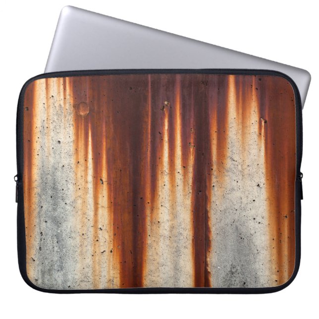Rusted Grunge Wall: Textured Sagging Laptop Sleeve (Front)
