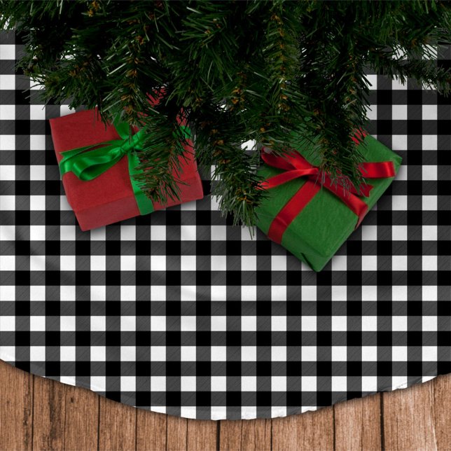 Rustic Black & White Buffalo Plaid Brushed Polyester Tree Skirt (Creator Uploaded)