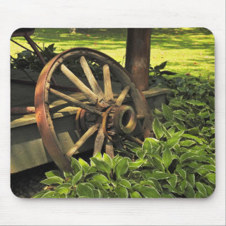Rustic Charm – Weathered Wagon Wheel Photography Mouse Pad