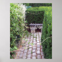 Rustic Cobblestone Garden Path