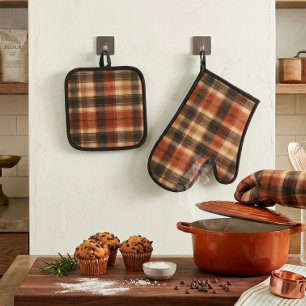 Rustic Fall Autumn Classic Plaid Rust Cream Black Oven Mitt & Pot Holder Set