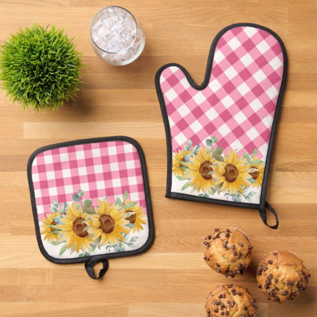 Rustic Farmhouse Sunflowers Pink Gingham  Oven Mitt & Pot Holder Set (Top Down)