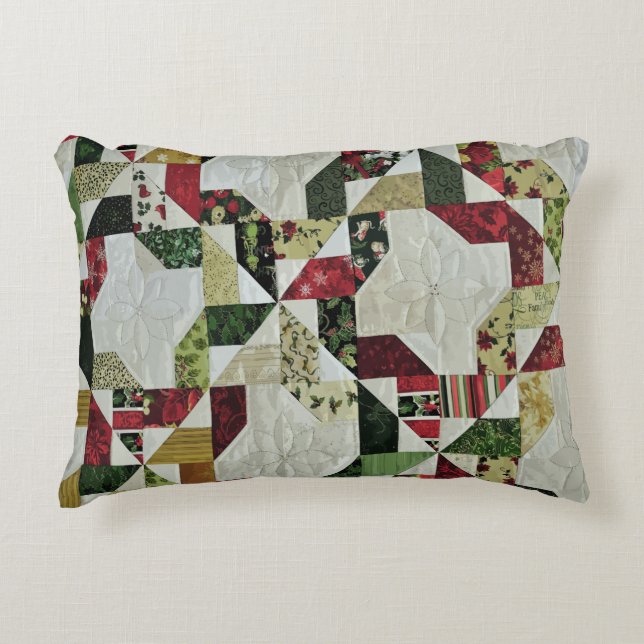 Rustic Holiday Patchwork Quilt Pattern Decorative Cushion (Front)