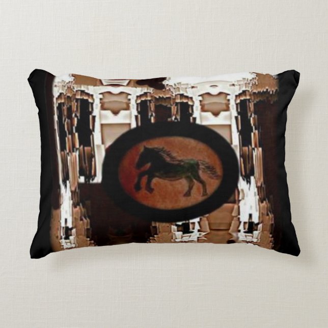 Rustic horse pattern decorative cushion (Front)
