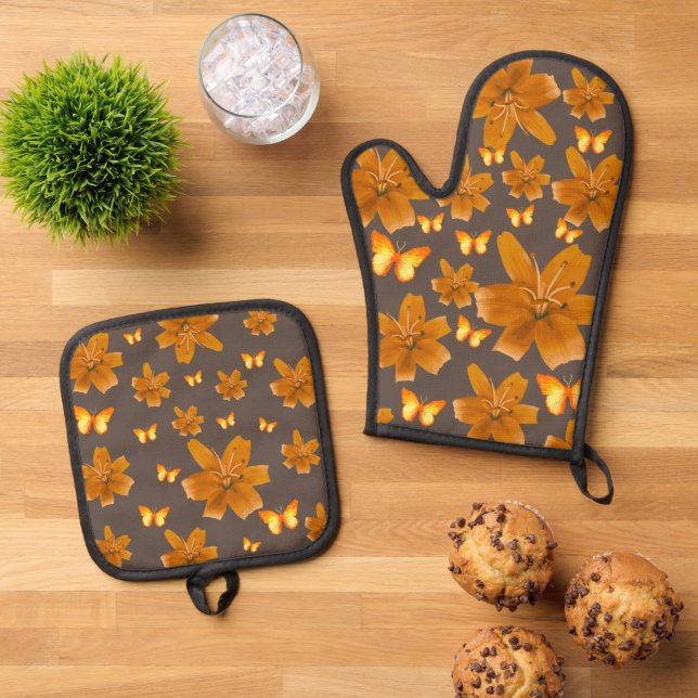 Rustic Painted Orange Floral Butterfly  Oven Mitt & Pot Holder Set (Top Down)