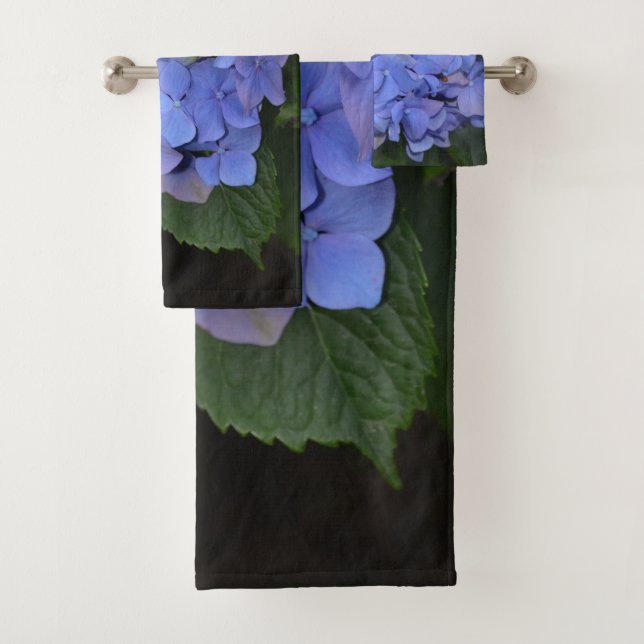 Rustic Purple Hydrangea macrophylla  Bath Towel Set (Insitu)