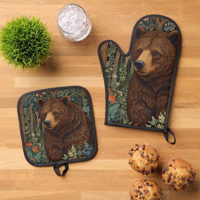 Rustic retro brown bear oven mitt & pot holder set (Top Down)