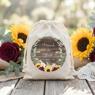 Rustic Sunflower Roses Wood Wedding Favour Classic Round Sticker
