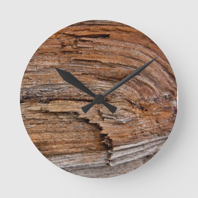 Rustic wood round clock (Front)