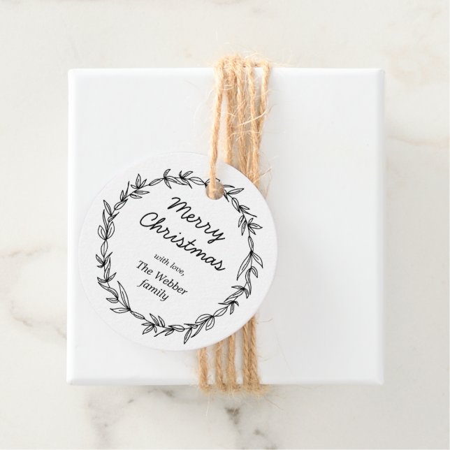 Rustic wreath on kraft christmas tag (In Situ)