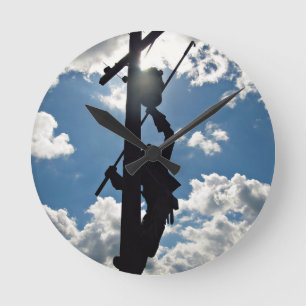 Rusty the Lineman Round Clock