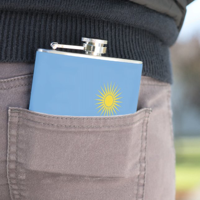 Rwanda flag hip flask (In Situ)