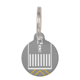 RWY Threshold 13R Pet Tag
