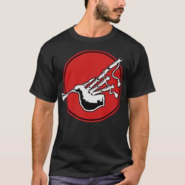 S2 Bagpipe Bagpipes Bagpiper (65) T-Shirt (Front)