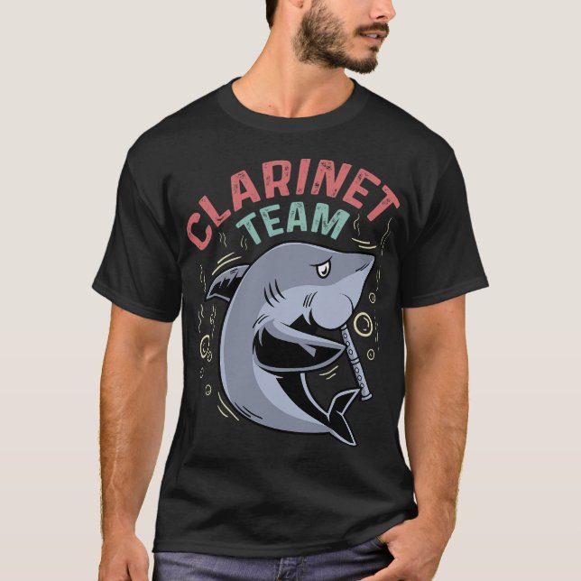 S2 Clarinet Clarinetist (77) T-Shirt (Front)