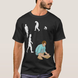 S2 Gold Panning Gold Panner (201) T-Shirt