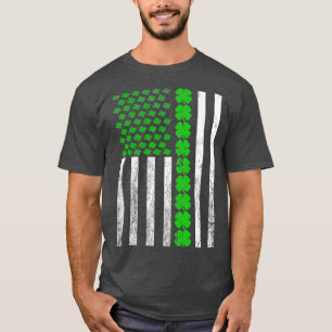 S PARICKS DAY LUCKY 4 LEAF CLOVERS FLAG T-Shirt