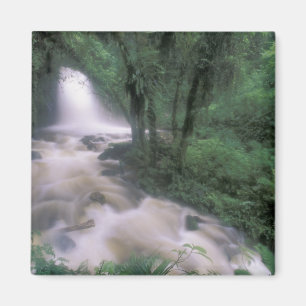 SA, Peru, S.H. Machu Picchu, Cascade and cloud Magnet