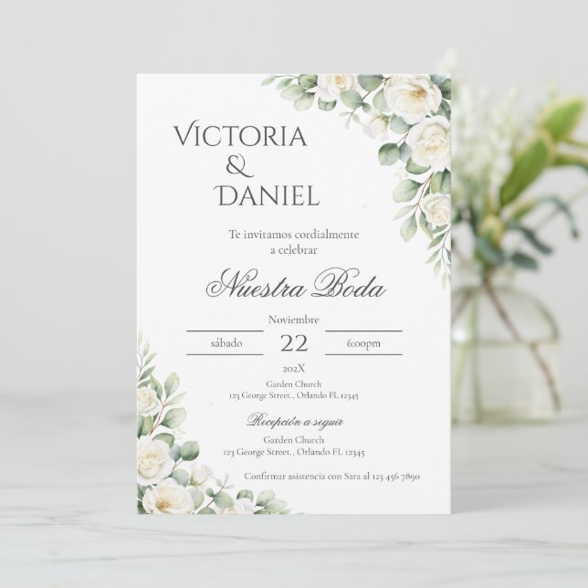Sage Green Floral wedding invitation in Spanish (Standing Front)