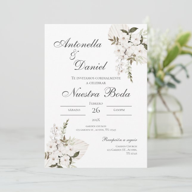 Sage Green Floral wedding invitation in Spanish (Standing Front)