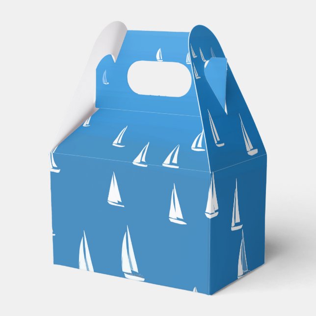 Sailing Boats in deep blue Sea - Regatta Sailboats Favour Box (Front Side)
