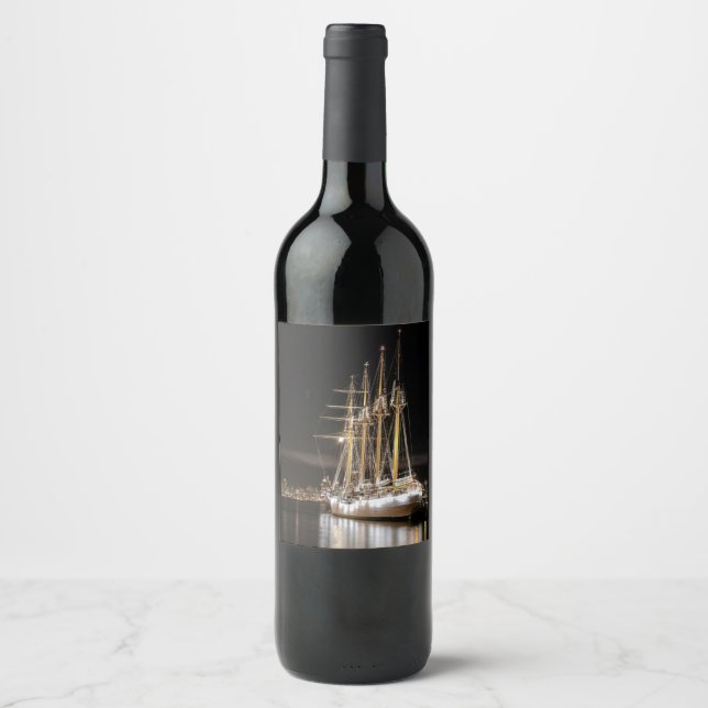 Sailing ship at the pier wine label (Front)