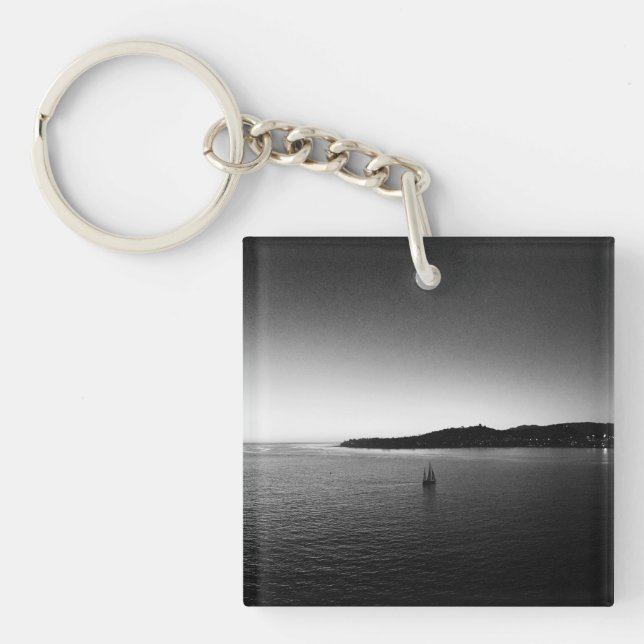 Sailing to the Horizon Black and White Key Ring (Front)