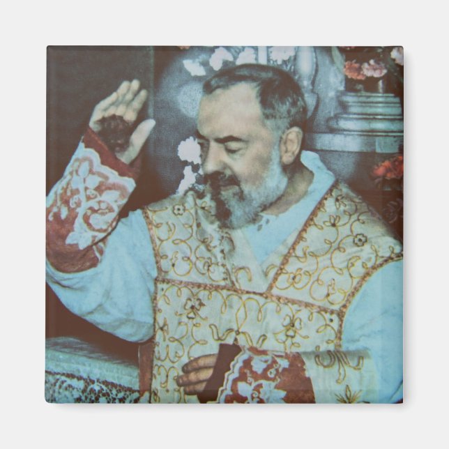 Saint Padre Pio Magnet (Front)
