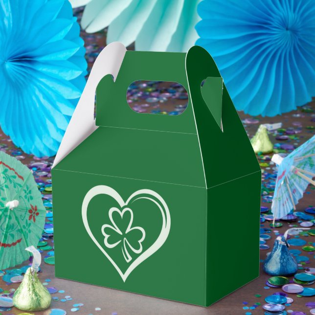 Saint Patrick's Day Funny Shamrock Heart Irish  Favour Box (Party)