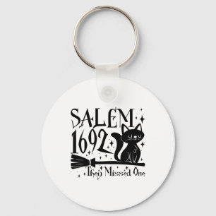 Salem 1692 Halloween Funny They Missed One Cats Lo Key Ring