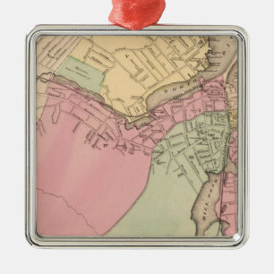 Salem Metal Tree Decoration