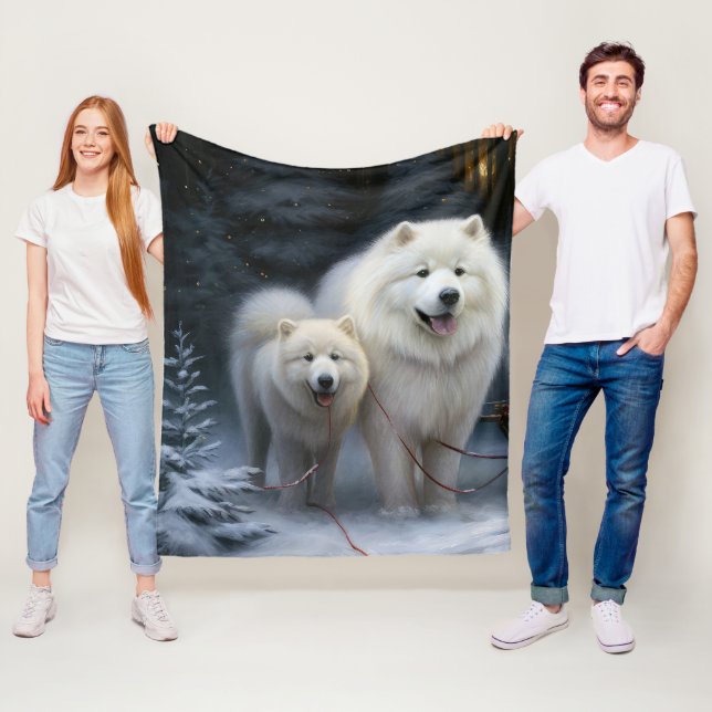 Samoyed Snowy Sleigh Christmas Decor Fleece Blanket (In Situ)