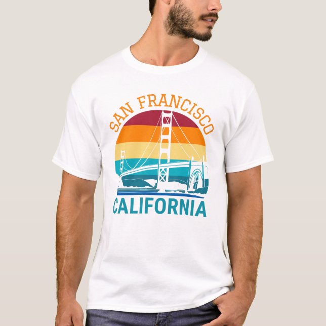 San Francisco Golden Gate Bridge California Gift T-Shirt (Front)
