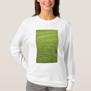 San Juan, Puerto Rico - Green grass is T-Shirt