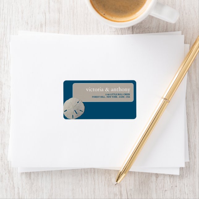 Sand dollar, Ocean Blue Beach Wedding Label (Insitu)