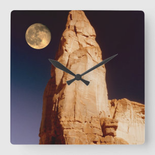 Sandstone Pinacle Square Wall Clock