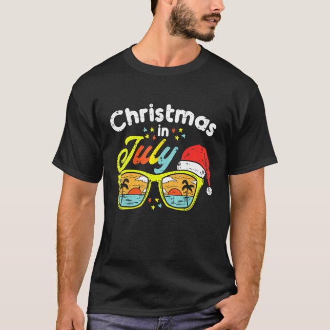 Santa Hat Sunglasses Christmas In July  Summer Gif T-Shirt (Front)